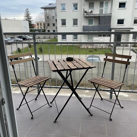 TrzebowniskoPrzytulny Apartamentアパートメント エクステリア 写真